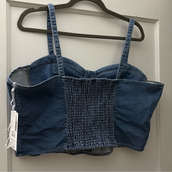 Blue sleeveless crop top with sweetheart neckline and bustier style - Picture 2 of 2